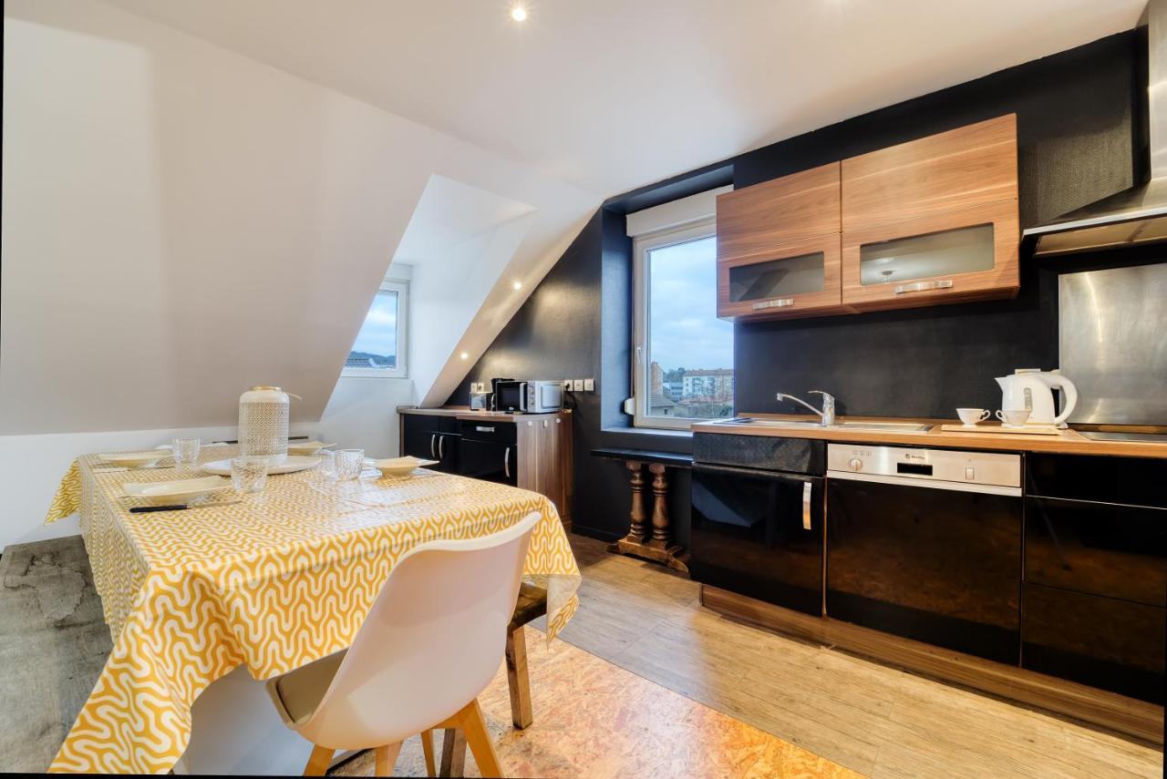 Sous Les Etoiles Metz Luxembourg Un-Sejour-A-Part Apartment Clouange Luaran gambar