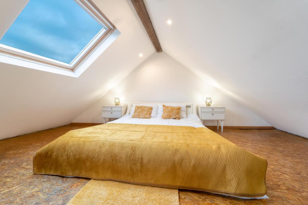 Sous Les Etoiles Metz Luxembourg Un-Sejour-A-Part Apartment Clouange Luaran gambar